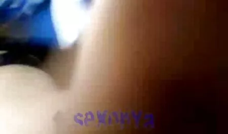 Russo padre soddisfa la sua insaziabile figlia xxx video amatoriali gratis