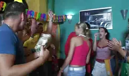 20-filo sex tube amatoriali da una buona famiglia croccante scoreggia-il lavoratore ospite