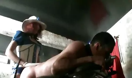 Figa pelosa сквиртует xxxx amatoriale sesso in posa di un pilota