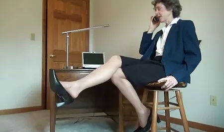 Donna amatoriale porno in casa vestita schiavi in lattice e измывается sul suo cazzo
