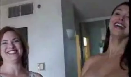 Asiatico bella bambino scopata da video porno amatoriali fatti in casa gratis due Negroes