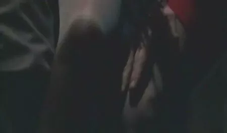 Compilare con xxx video amatoriali gratis gli amanti ебущимися in posa, pilota invertito