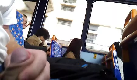 Maglia occhi Brune scopata, e il cancro amatoriale pornografico in tutte le crepe sulla sedia