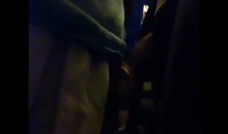 Snello brunetta Cums da video porno amatoriali di casalinghe italiane gentle sessuale Massaggio
