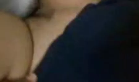 Scopata sorella di video sex amatoriale un amico e ha guardato