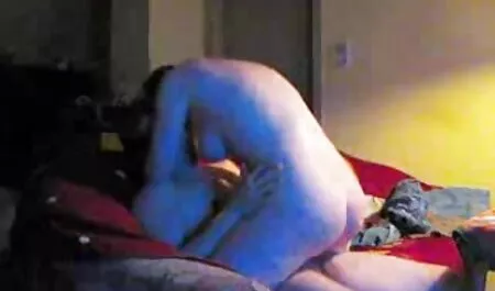 I ragazzi si impegnano nel video pirno amatoriali sesso anale sui gradini delle scale