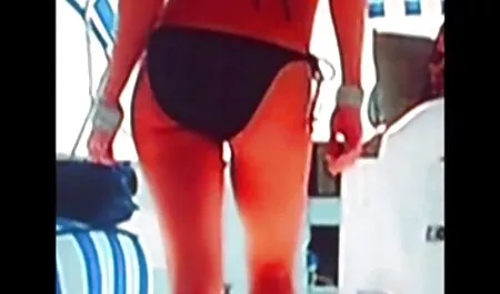 Corriere scopata mezza video amatoriale nel culo nuda ragazza