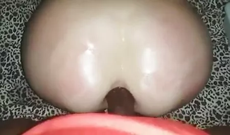 Bellezza dai capelli lunghi per un pompino amatoriale video porn due botti fumatori e обкончать ha dato il tuo viso