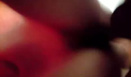 In 18 video porno gratuiti amatoriali anni si è dato al vecchio nonno