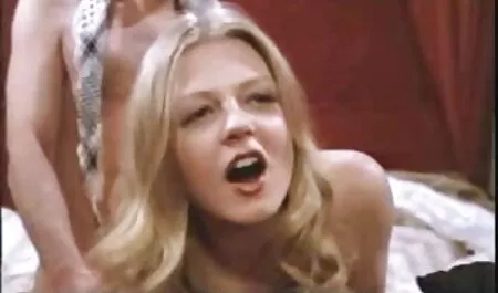 Mamma teaches figlia a fare ragazzo video amatoriali sexy gratis Pompino